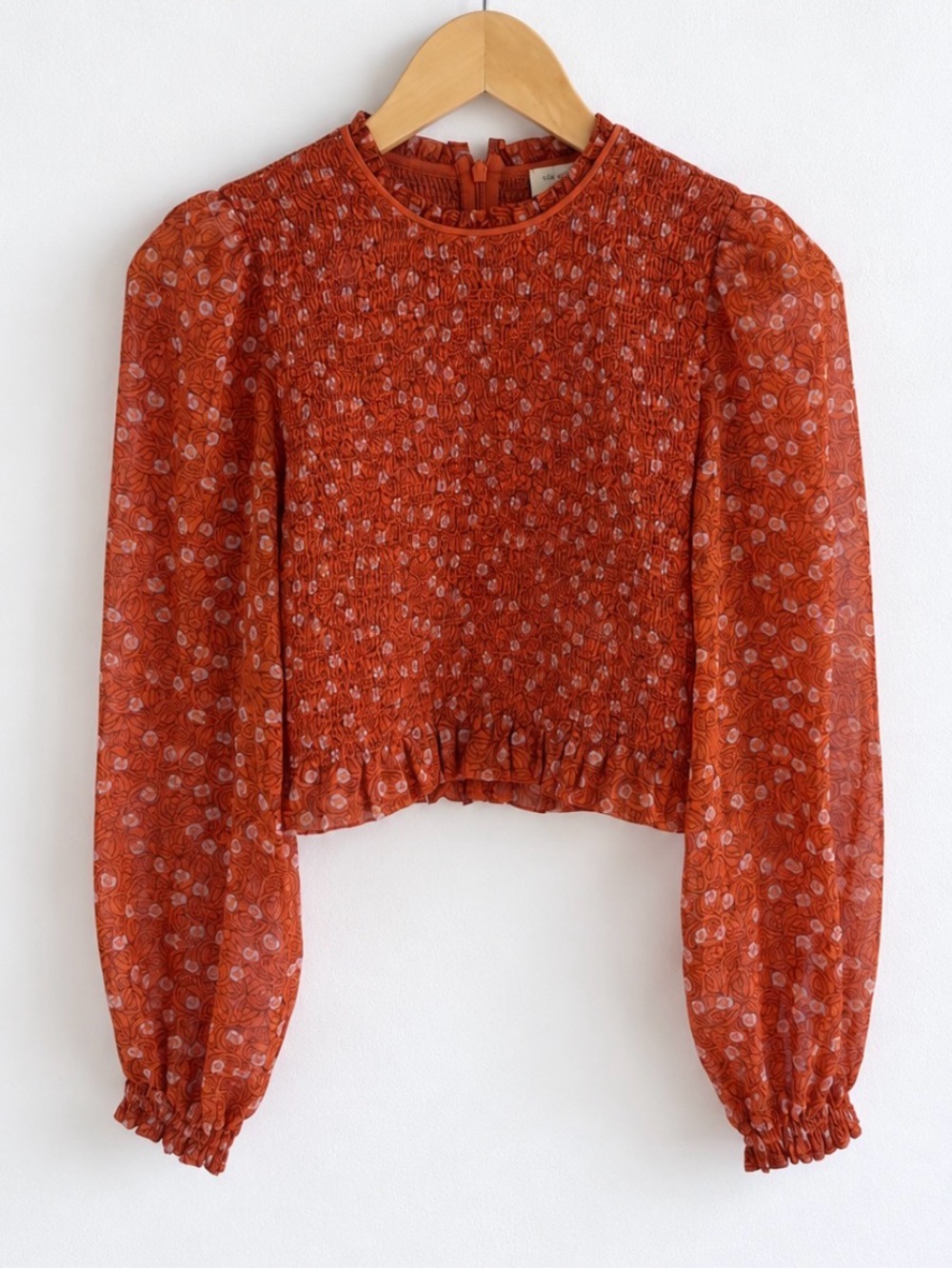 Aritzia Wilfred Tempest Blouse Smocked Floral Cottagecore Romantic Rust Orange S